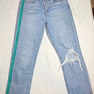 Levi's Women's Light Blue Straight Leg Jeans